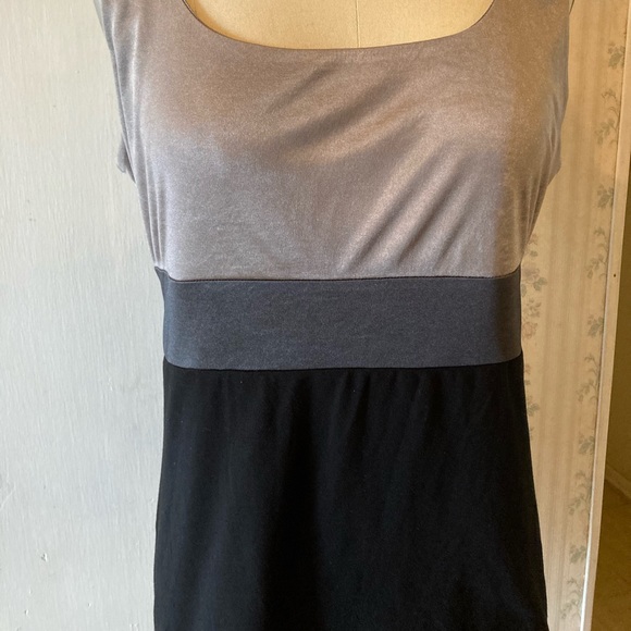 Express- Tri-Color Tank Top- Large